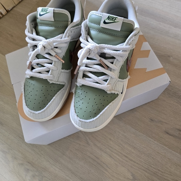 Kyler Murray Retro Dunks - Picture 11 of 16
